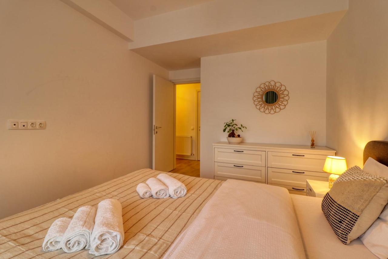 Relaxation Station - My Charming, Cosy&Inviting Apt - Smart Thermostat - Private Parking - Ior Park - Long Term Price Cuts Boekarest Buitenkant foto